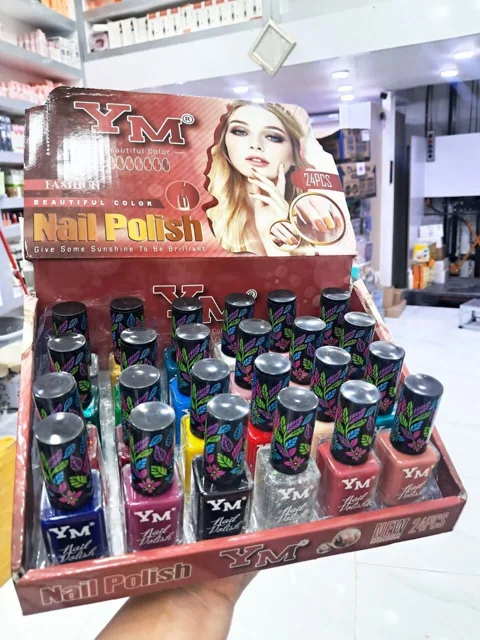 خرید لاک ناخن YM آراشیک با رنگبندی متنوع